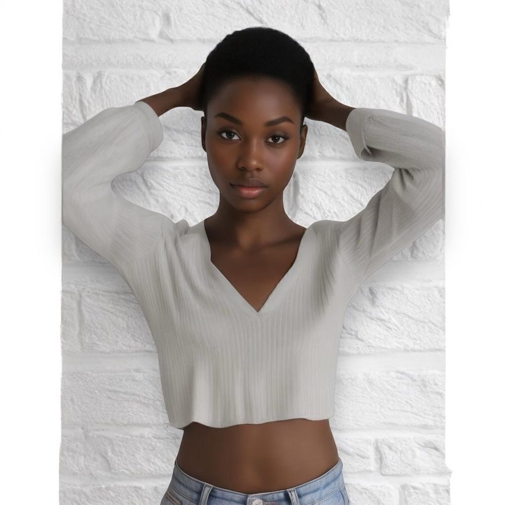 Divided by H&M Womens Medium Collared Ribbed Knit Long Sleeved Crop Top•Slim Fit - Picture 1 of 11
